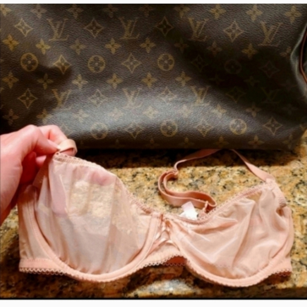 Victoria secret mesh bra size 34 C